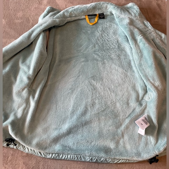 VGUC Medium Women’s Mountain Hardwear soft-shell/fleece-lined jacket, sage green - Picture 6 of 10